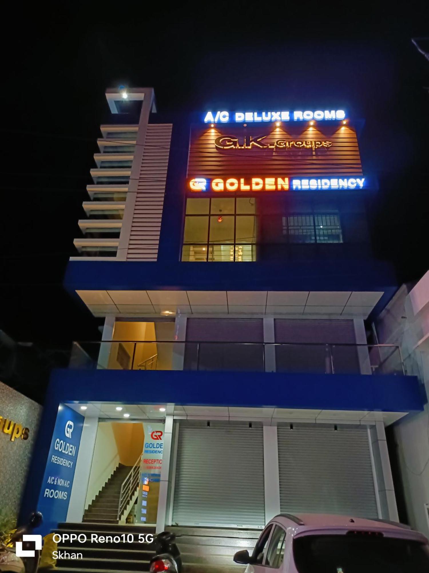 Golden Residency Hotel Kushālnagar Eksteriør billede